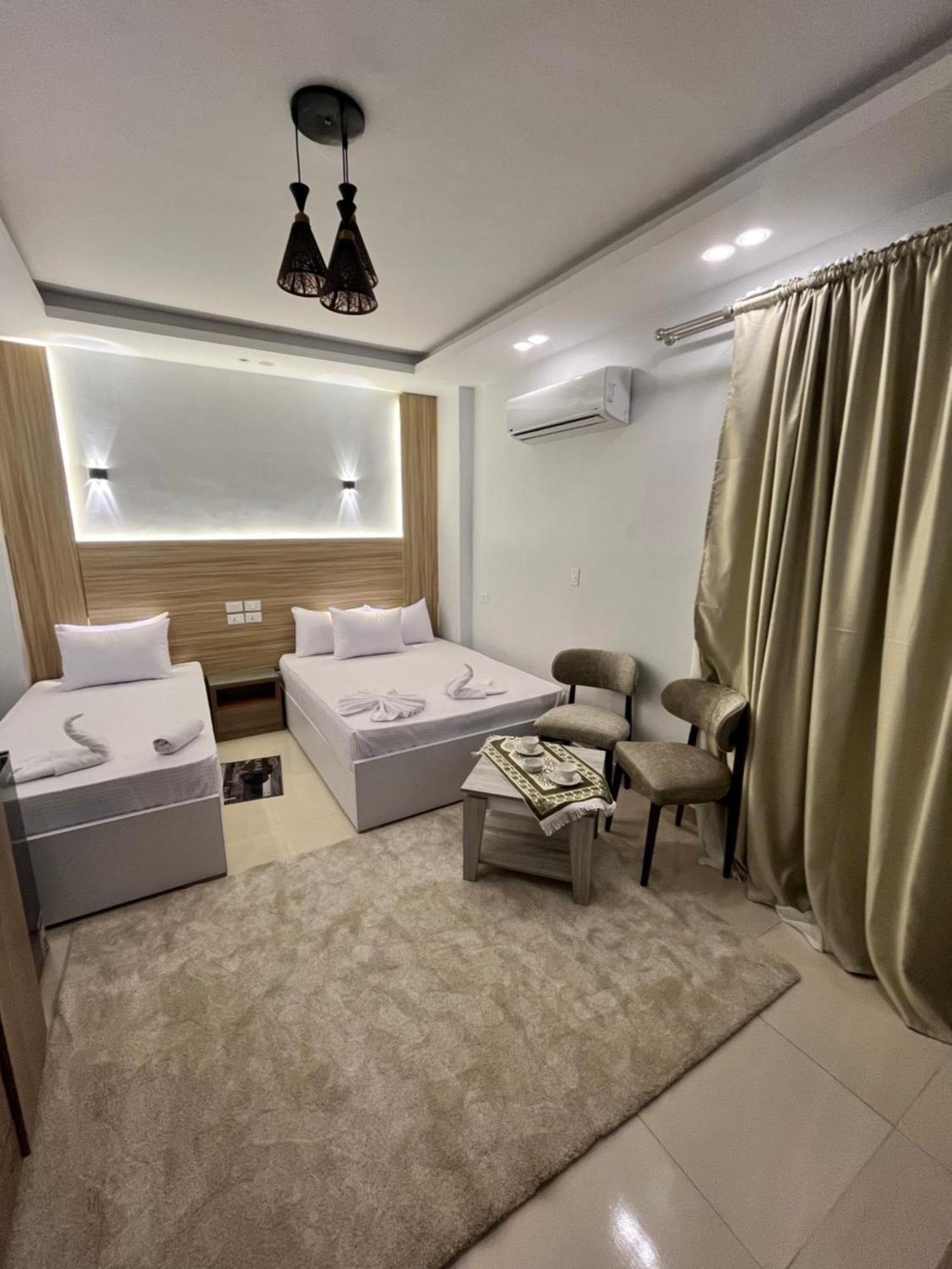 Hotel Triple Garden View 3*
