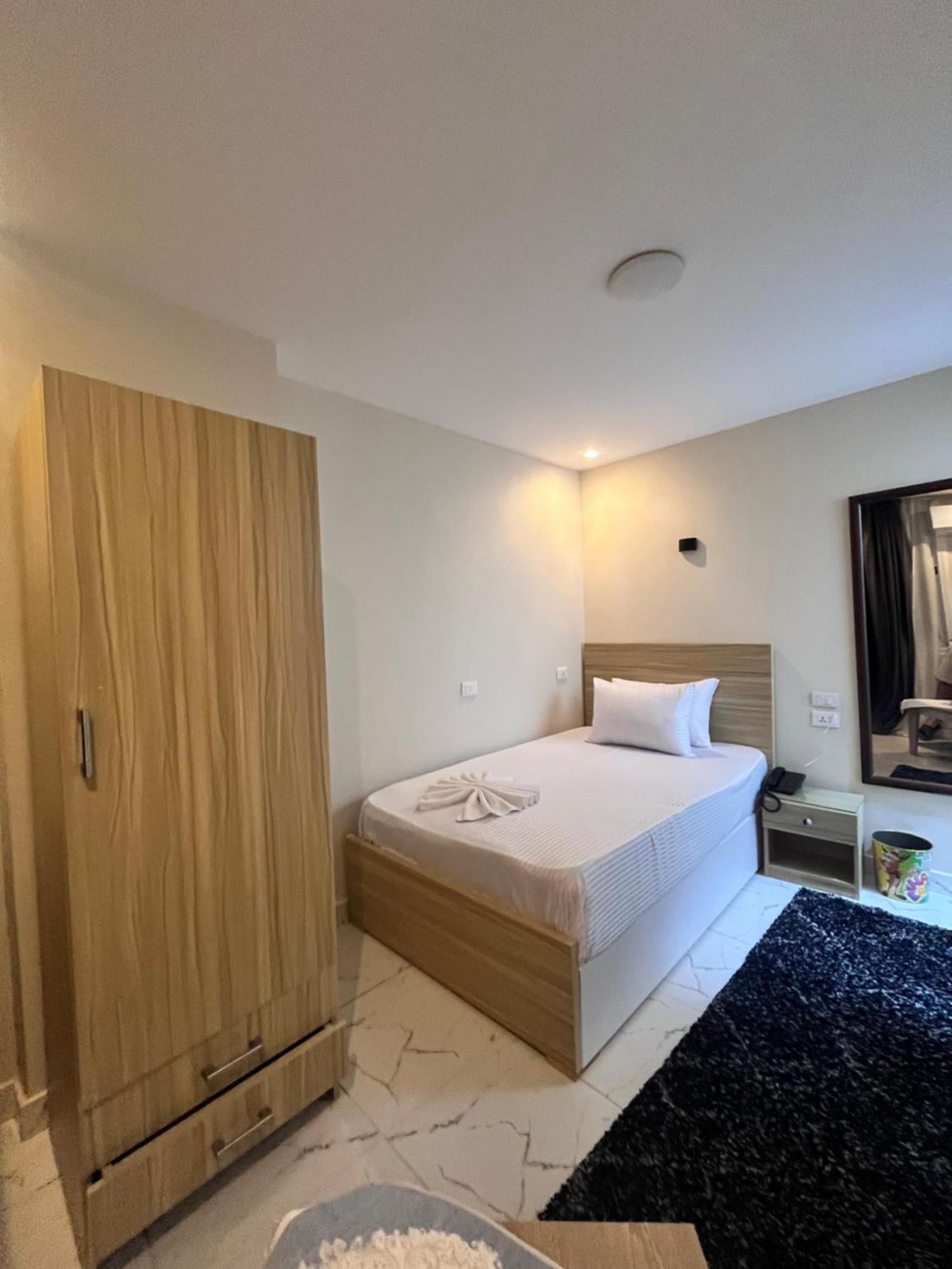 Triple Garden View Hotel 3*